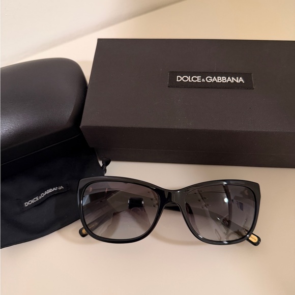 Dolce & Gabbana Black Sunglasses DG4123